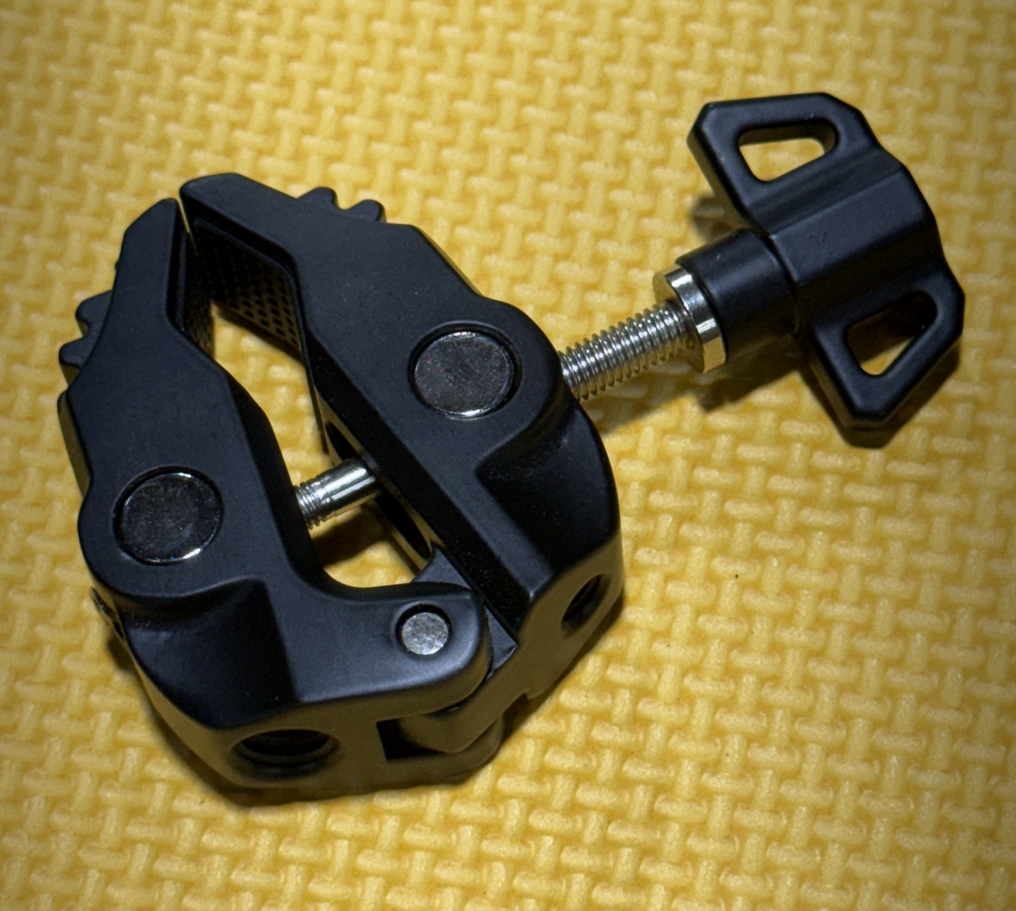 Lower Claw Clamp