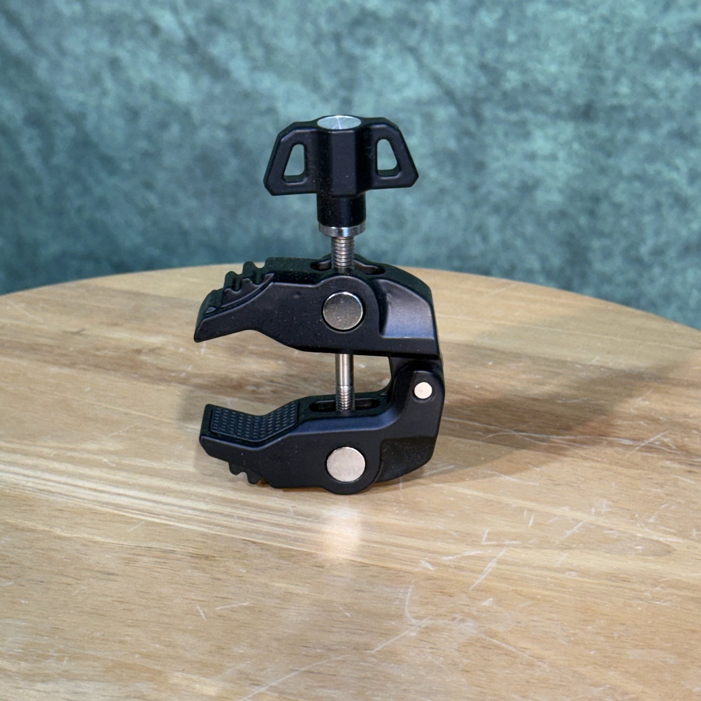 Lower Claw Clamp