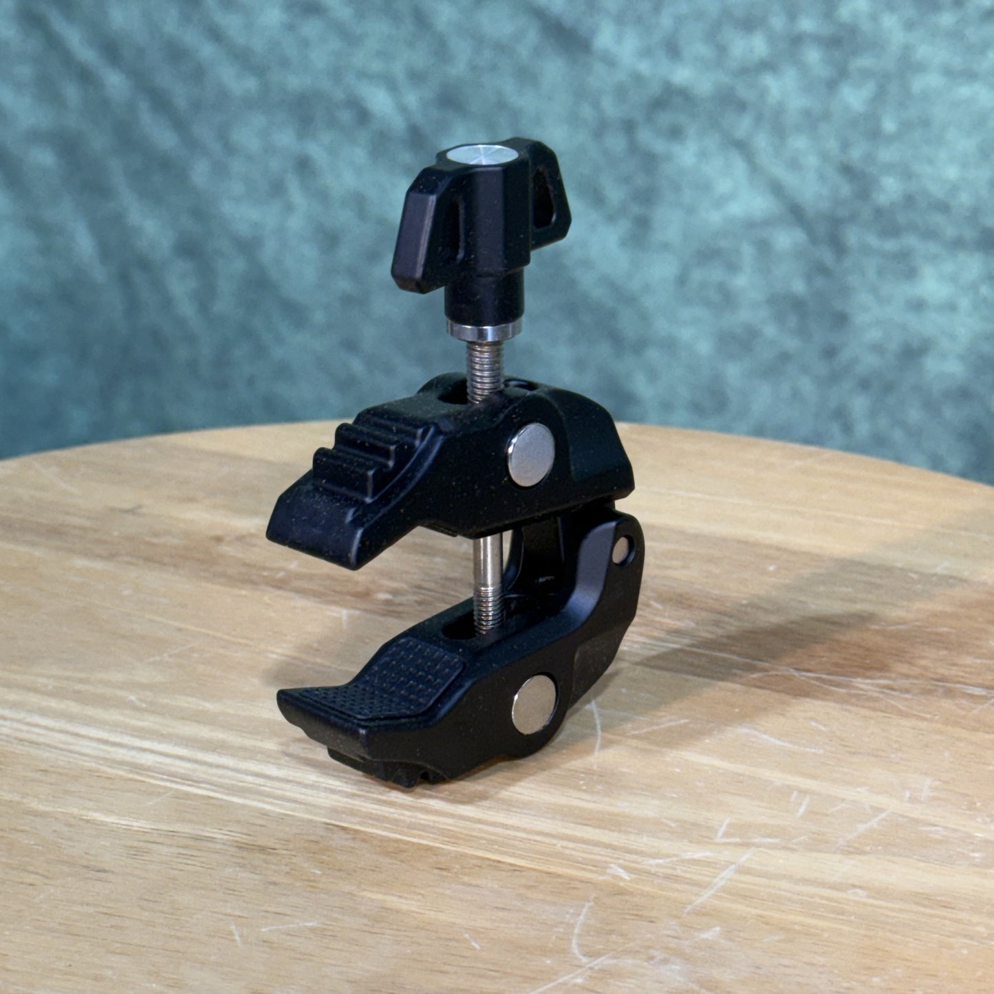 Lower Claw Clamp