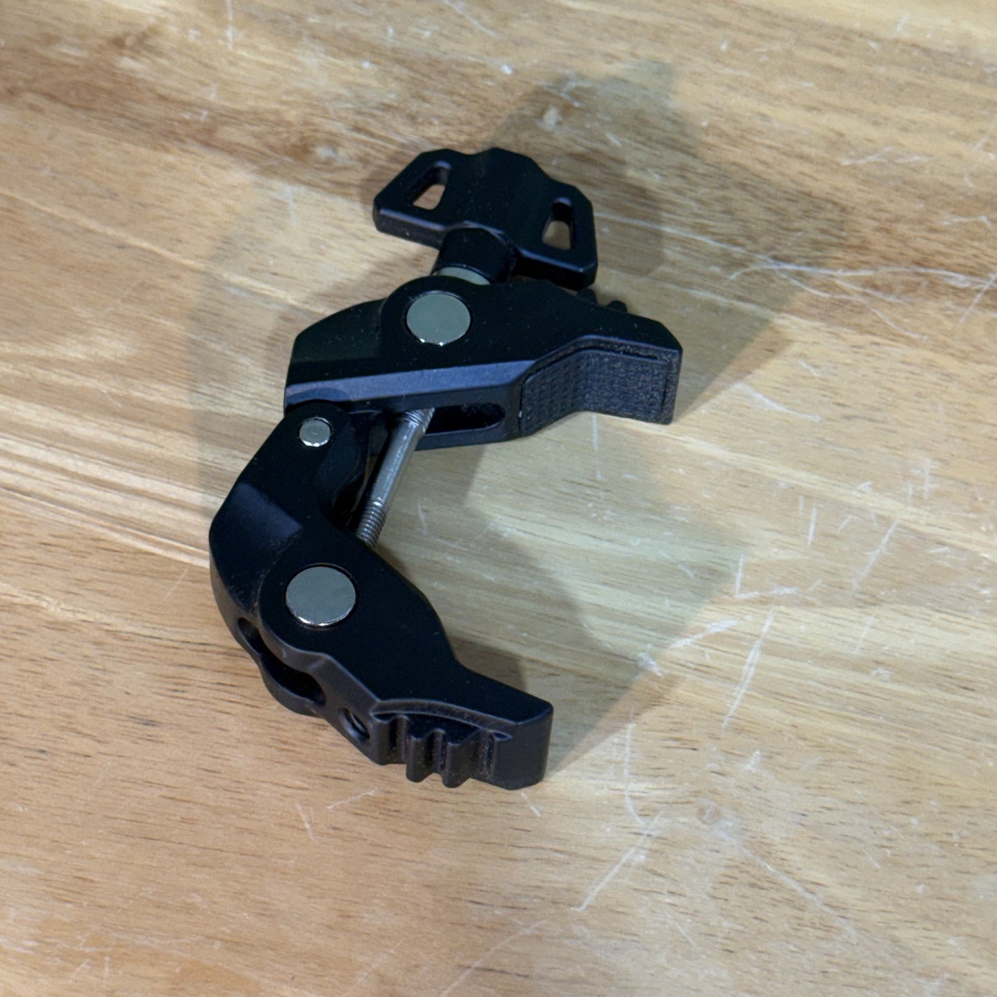 Lower Claw Clamp